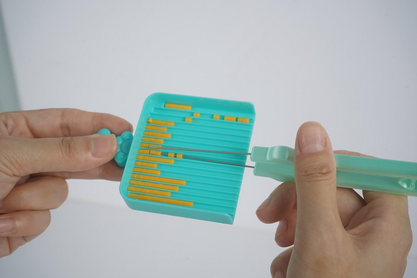MINI Shaker Tray + Tweezers
